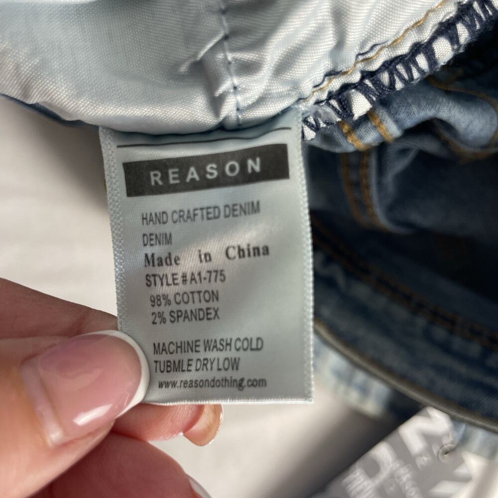 Reason Labored Denim Shredded Shorts Men's Size 36 (measures 34) NWT - Picture 10 of 11